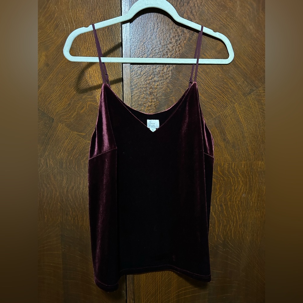 A New Day Velvet Burgundy v-neck Cami Top size large